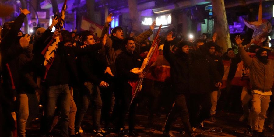 Im spanischen Madrid kam es erneut zu Protesten.