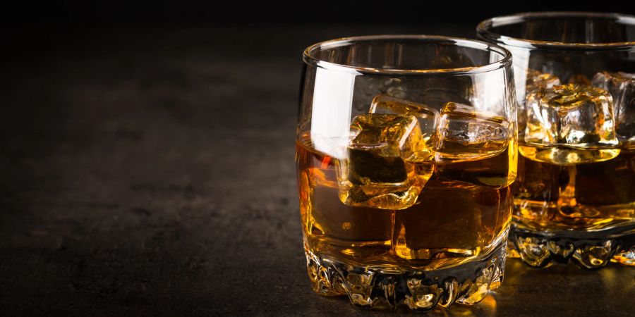 Ein Bourbon Whiskey wurde zu 51 % aus Mais hergestellt.