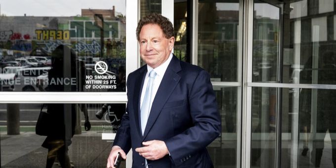 300 Millionen Dollar - Activision Blizzard: Goldene Abfindung für CEO