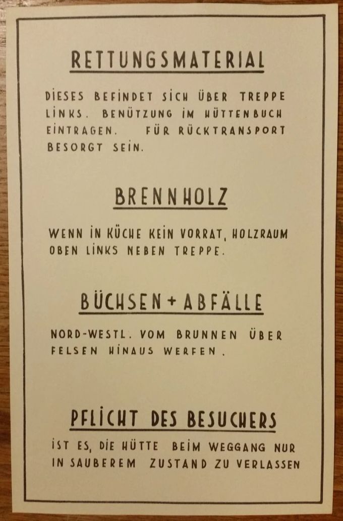 Dieses Schild hing in Anfang des 20. Jahrhunderts in einer der SAC-Hütten. sac