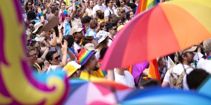 In Zürich fand sie schon im Juni statt: Die Pride in der Stadt Bern ist das Abschlussfest der EuroGames 2023. Pride Bern