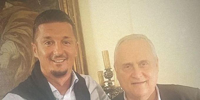 Zeki Amdouni Lazio Wechsel steht bevor. Präsident posiert mit Berater. Zeki Amdouni Lazio