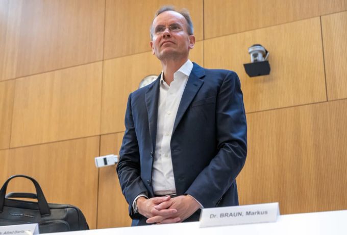 Angeklagter Markus Braun im Wirecard-Prozess vor Gericht. braun wirecard brief