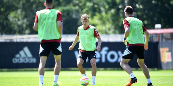 Tim Skarke (M) wechselt auf Leihbasis von Union Berlin zum FC Schalke. Tim Skarke (M) wechselt auf Leihbasis von Union Berlin zum FC Schalke.