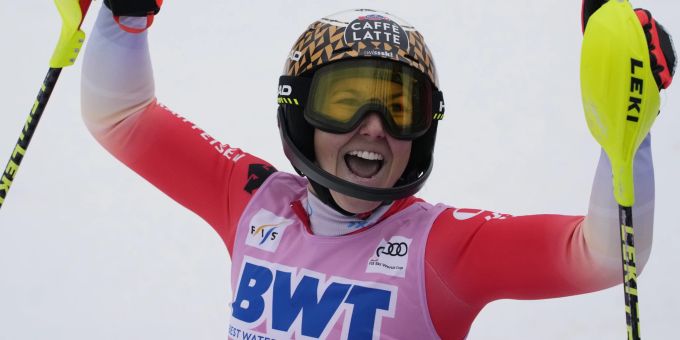 Endlich geschafft! - Holdener gewinnt erstmals einen Weltcup-Slalom