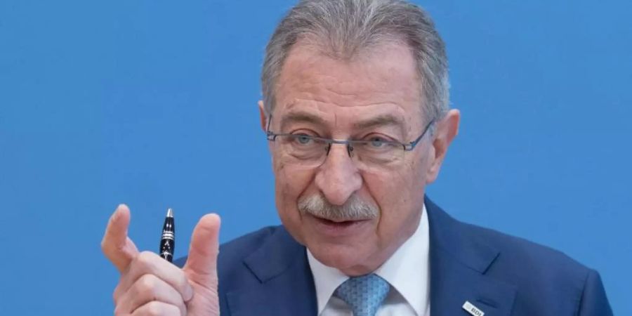 BDI-Präsident Dieter Kempf sprach von einem «geordneten Rückgang» des Staates aus dem Wirtschaftsleben. Foto: Jörg Carstensen/dpa