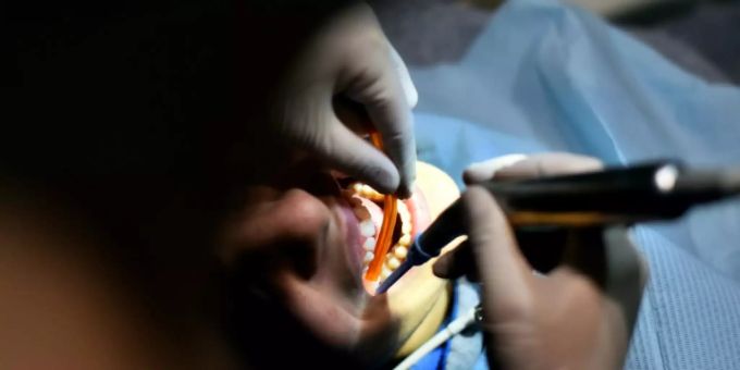 Zahnarztbehandlung Zahnarztbehandlung