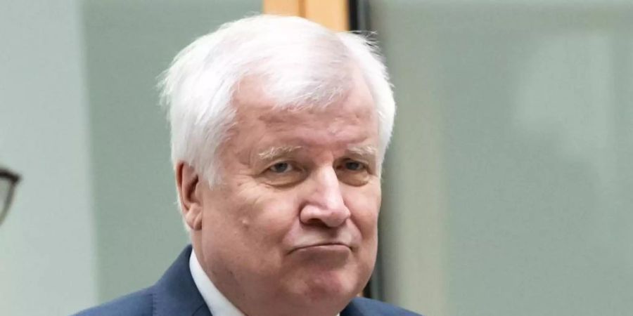 Horst Seehofer vergangene Woche bei der Vorstellung des Verfassungsschutzberichts 2019. Foto: Lennart Stock/dpa