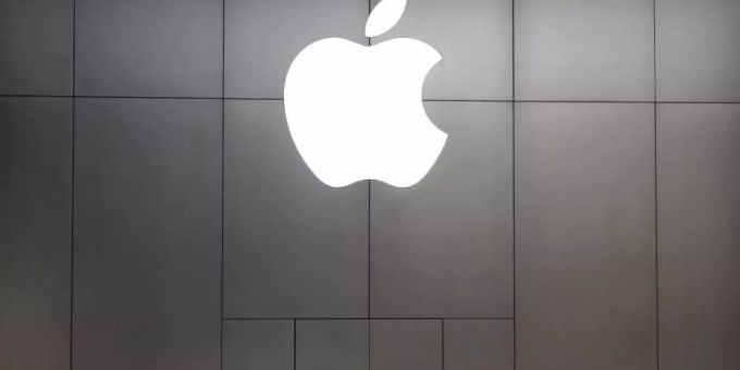 Apple kommt vergleichsweise gut durch die Krise. Foto: Mark Schiefelbein/AP/dpa Apple kommt vergleichsweise gut durch die Krise. Foto: Mark Schiefelbein/AP/dpa