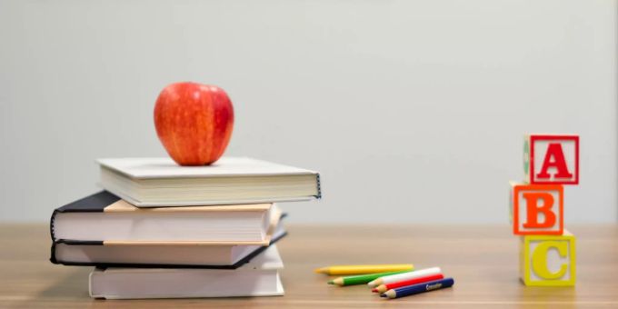 Schule Schule Linden