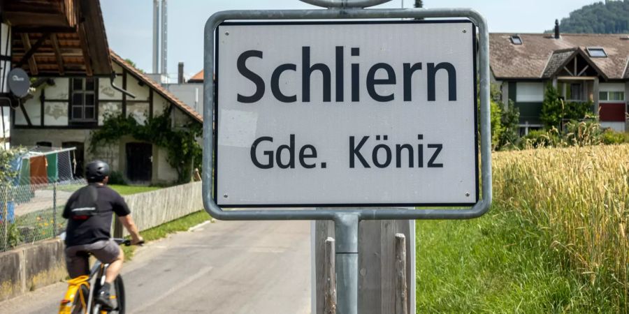 Ortstafel von Schliern bei Köniz.