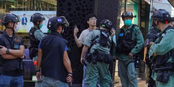 Peking - Kritik an Chinas Sicherheitsgesetz für Hongkong