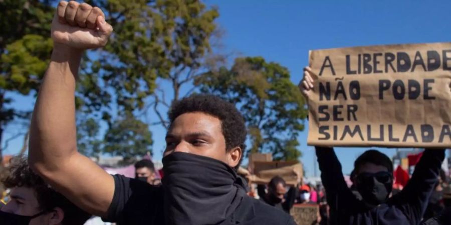 Demonstranten in der Hauptstadt Brasilia. Foto: Myke Sena/