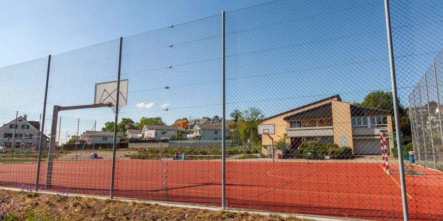 Der Sportplatz der Schule Oberwisen in Wangen-Brüttisellen.