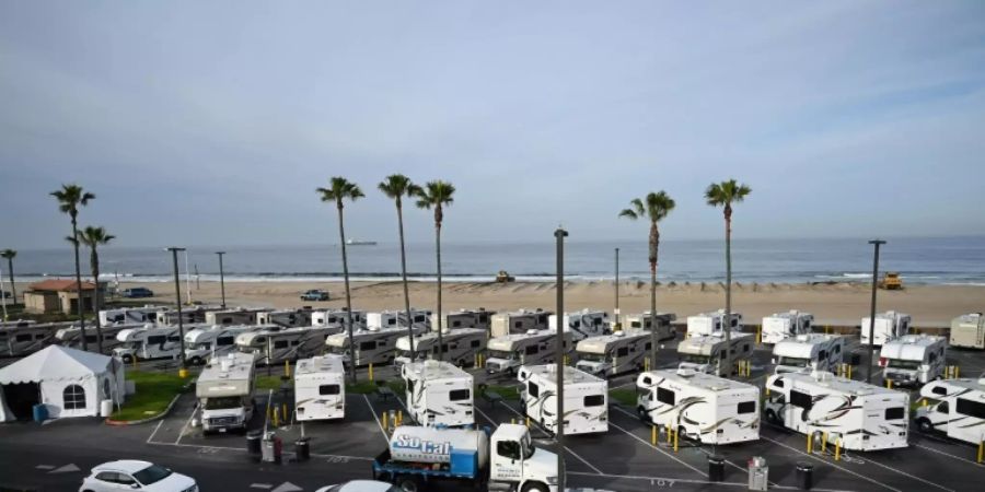 Urlaub im Wohnmobil am Strand