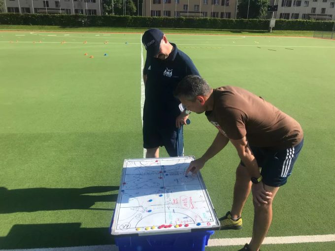 Spielbetrieb wieder aufgenommen: Trainieren anhand des Schutzkonzeptes im Kleinholz. HC Olten