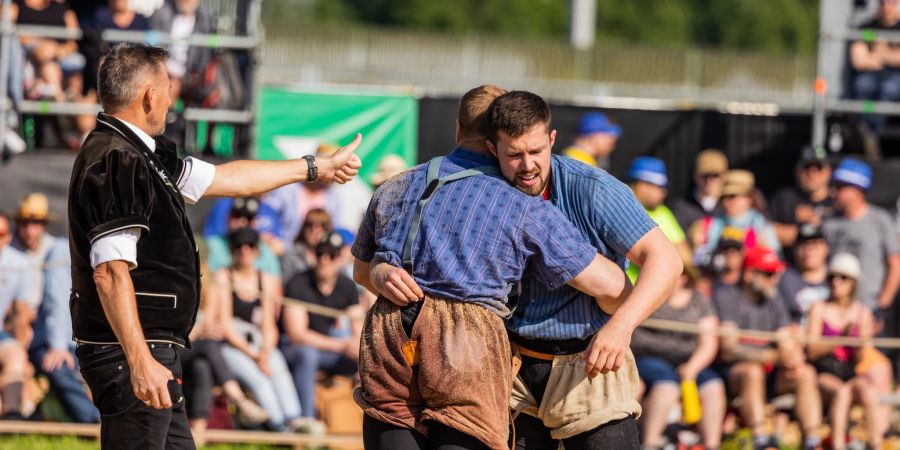 Nur eines von vielen spannenden Duellen: Fabian Staudenmann und Joel Wicki