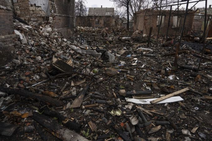 Für den Wiederaufbau der Ukraine werden mehrere 100 Milliarden US-Dollar vonnöten sein. Krieg Ukraine Russland