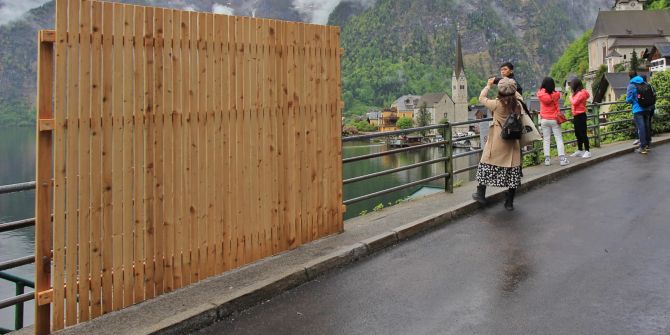 SICHTSCHUTZ GEGEN SELFIE-JÄGER IN HALLSTATT