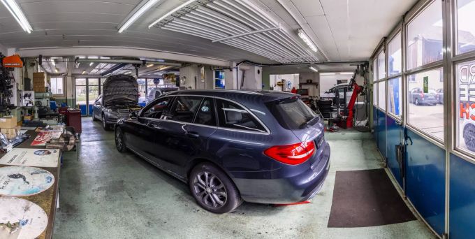 Für das Unternehmen ist es das A und O, die anvertrauten Fahrzeuge wie ihre eigenen zu behandeln. Stadtgarage Rossi Effretikon