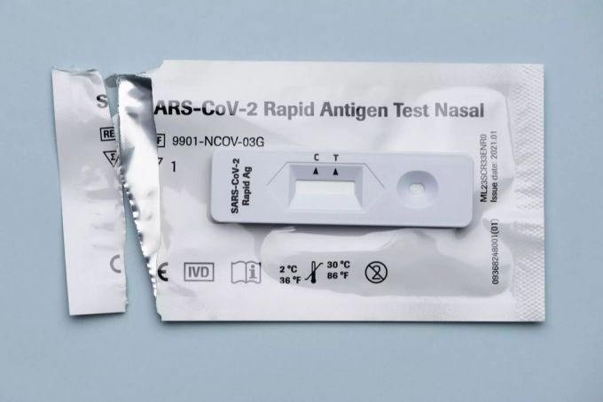Selbsttests auf das Coronavirus, die in Schweizer Apotheken gratis geholt werden konnten. Pro Monat standen pro Person fünf zur Verfügung. Coronavirus Selbsttest