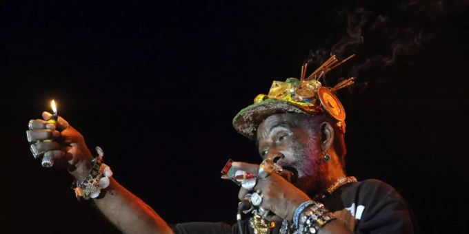 Lee «Scratch» Perry bei einem Konzert 2008. Lee Scratch Perry