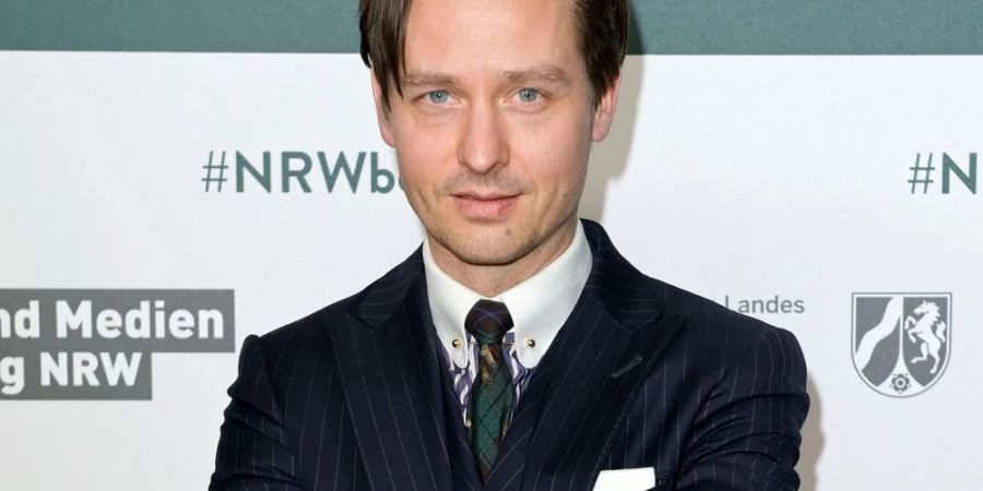Tom Schilling betrachtet hohe Gagen nicht als Erfolg.