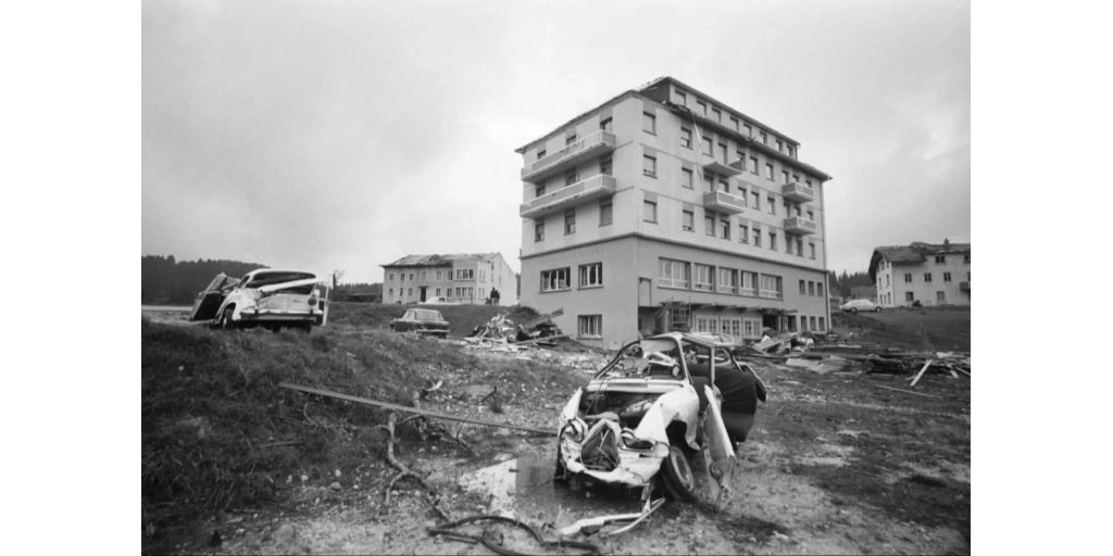 tornado-1971-4.jpg