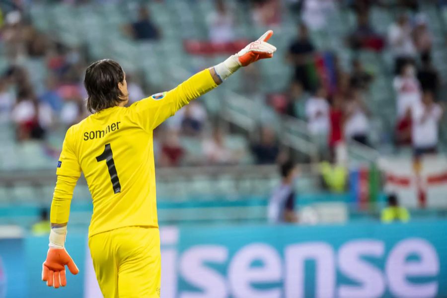 Yann Sommer gestikuliert an der Euro 2020 während des Spiels der Schweizer Nati gegen die Türkei am 20. Juni 2021 in Baku.