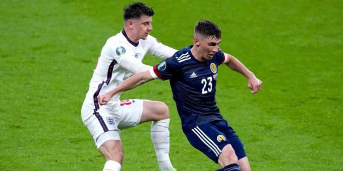Schottland-Youngster - Positiver Corona-Test bei Billy Gilmour