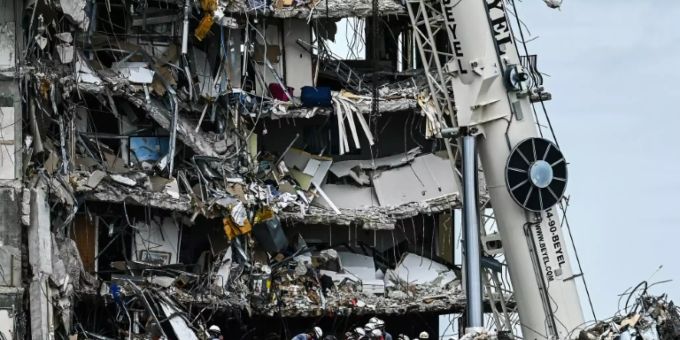 149 Menschen gelten nach Hochhaus-Einsturz noch immer als vermisst 149 Menschen gelten nach Hochhaus-Einsturz noch immer als vermisst