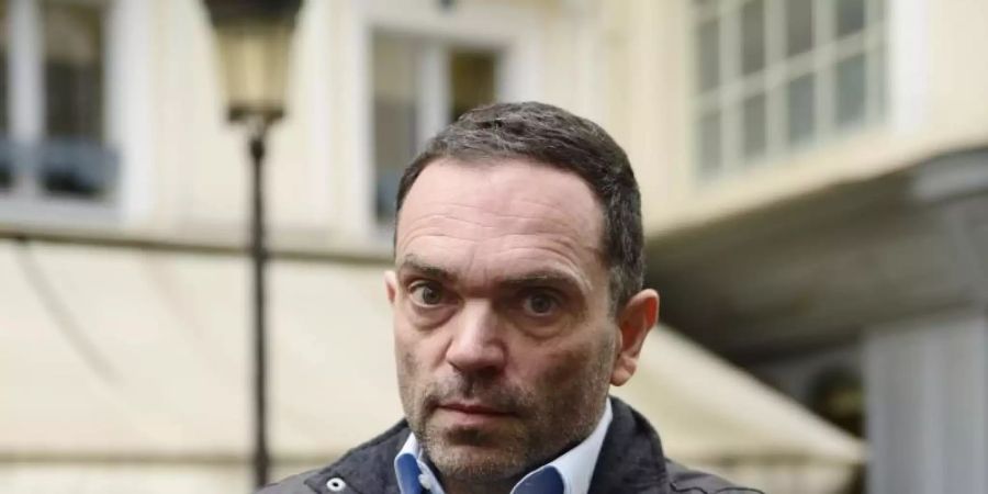 Der französische Autor Yann Moix 2013 in Paris. Foto: Eric Feferberg
