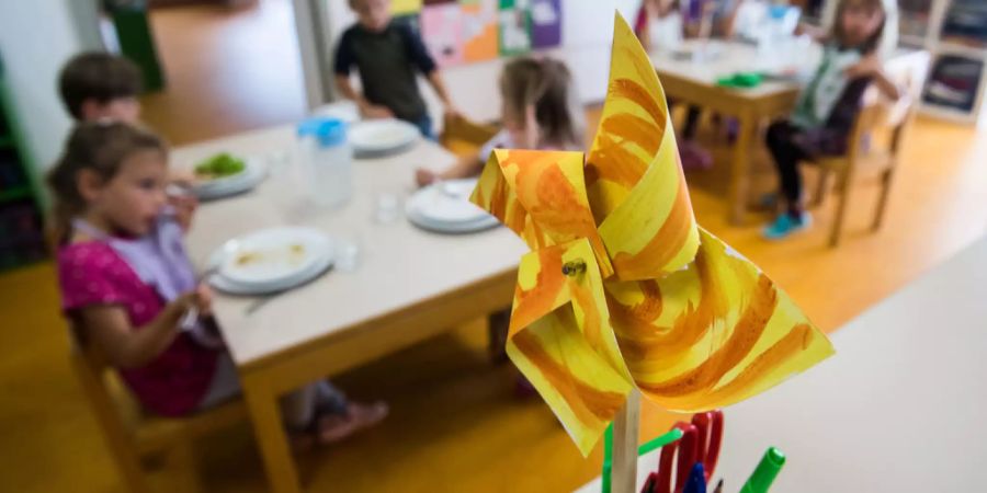 Übergangslösung für die Führung der Bezirksschulen