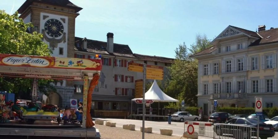 Das Freiburger Städtchen Murten und die kleine bernische Nachbargemeinde Clavaleyres streben eine Fusion an. Dazu muss Clavaleyres zum Kanton Freiburg wechseln.