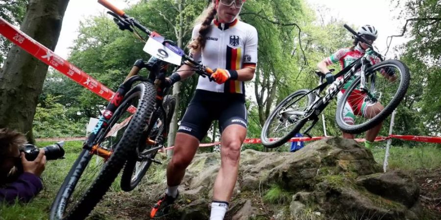 Mountainbikerin Elisabeth Brandau holte den Titel im Cross-Country. Foto: Jane Barlow/PA Wire
