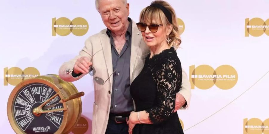 Wolfgang Petersen mit seiner Frau Maria beim Filmfest München. Foto: Felix Hörhager