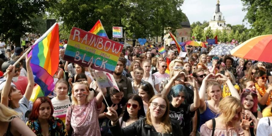 800 Demonstranten bei Gay-Pride-Parade in Bialystok