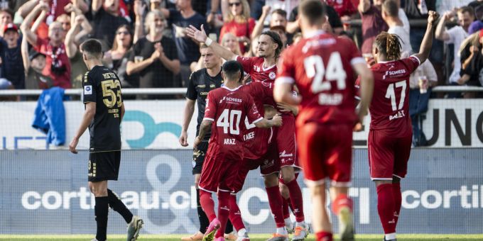 Aldin Turkes (FC Winterthur) feiert sein Tor zum 2:1 gegen GC. FC Winterthur GC