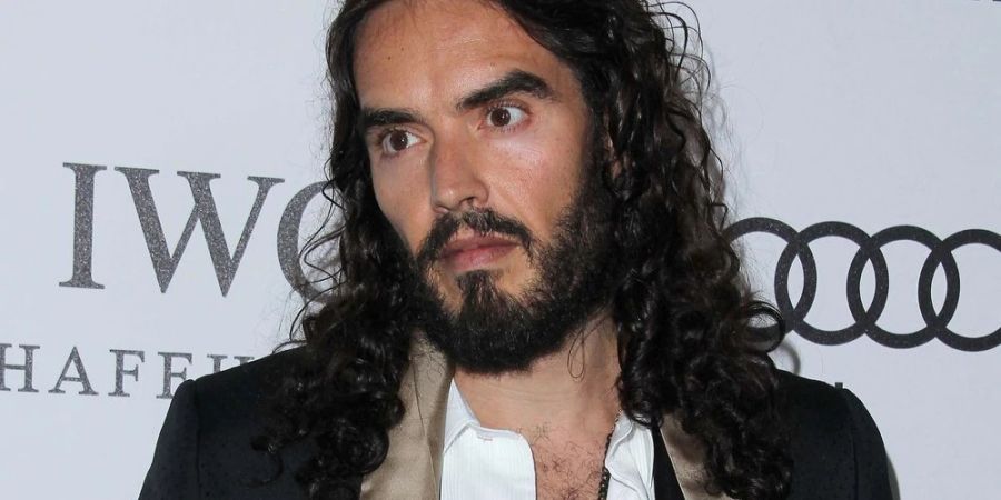 russell brand klage