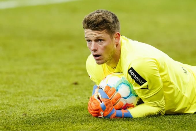 Jonas Omlin im Einsatz für Borussia Mönchengladbach in der Bundesliga. Jonas Omlin Borussia Mönchengladbach