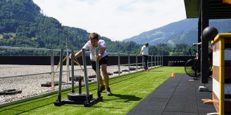 Erfahrungen gewonnen - Badener Junioren starten in die Curling-Saison Erfahrungen gewonnen - Badener Junioren starten in die Curling-Saison