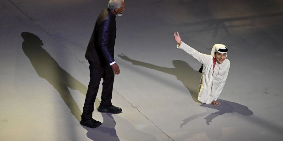 Auch Schauspieler Morgan Freeman (l) nahm an der Eröffnungsfeier teil.