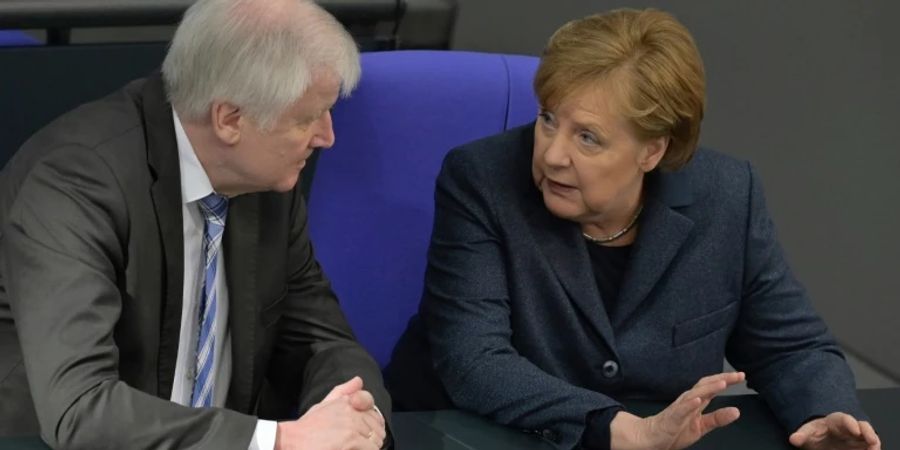 Horst Seehofer und Angela Merkel