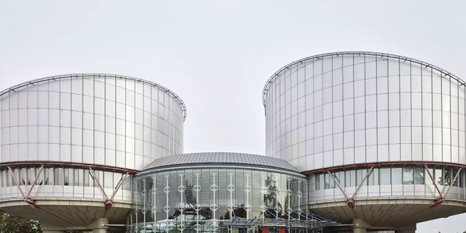 Der Europäische Gerichtshof für Menschenrechte hat die Schweiz im Auge. (Archivbild) Gesetz Gefährder