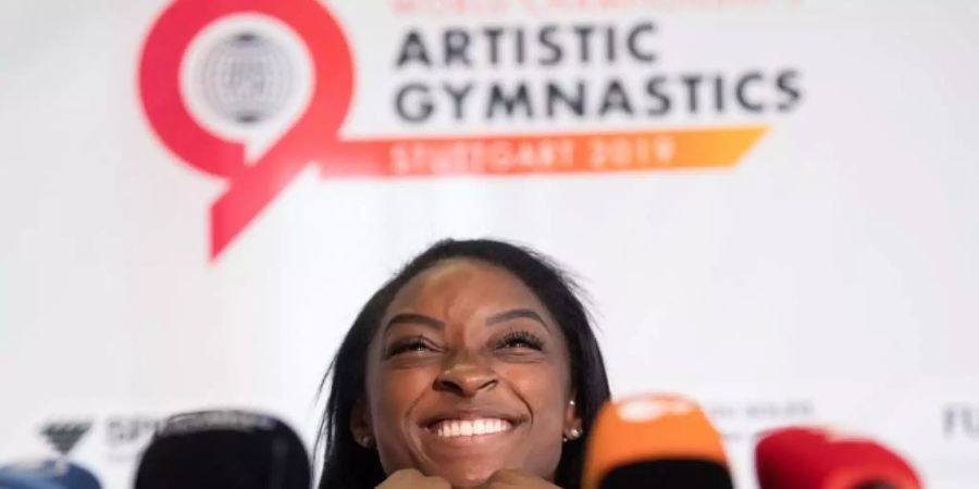 simone biles