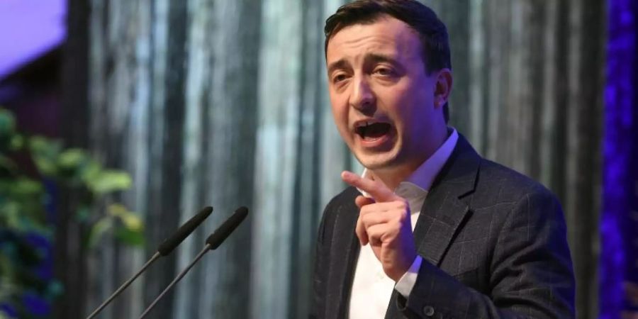 CDU-Generalsekretär Paul Ziemiak nennt den Vorstoss von 17 Thüringer Parteikollegen zu Gesprächen mit der AfD «irre». Foto: Harald Tittel/dpa