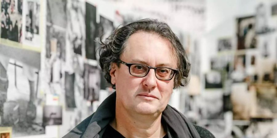 Der italienische Magnum-Fotograf Paolo Pellegrin im Haus der Photographie in Hamburg. Foto: Markus Scholz/dpa