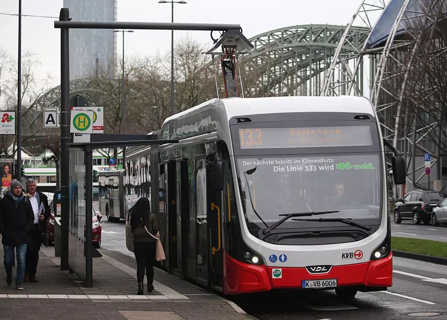 Elektrobus in Köln