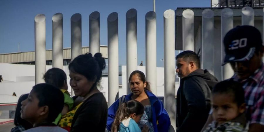 Migranten in mexikanischer Grenzstadt Tijuana