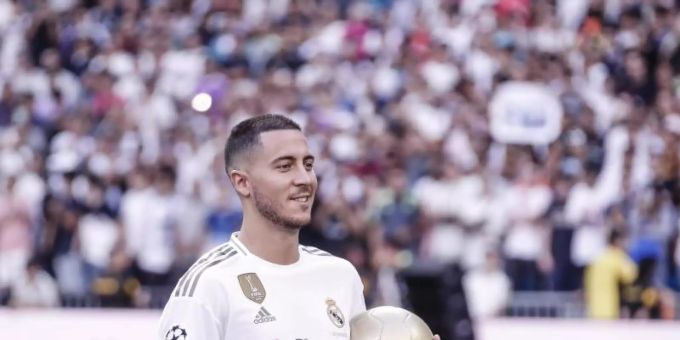 Real Madrids Eden Hazard wird nicht mit nach Saudi-Arabien reisen. Foto: Enrique de la Fuente/Shot for pr/gtres/dpa Real Madrids Eden Hazard wird nicht mit nach Saudi-Arabien reisen. Foto: Enrique de la Fuente/Shot for pr/gtres/dpa